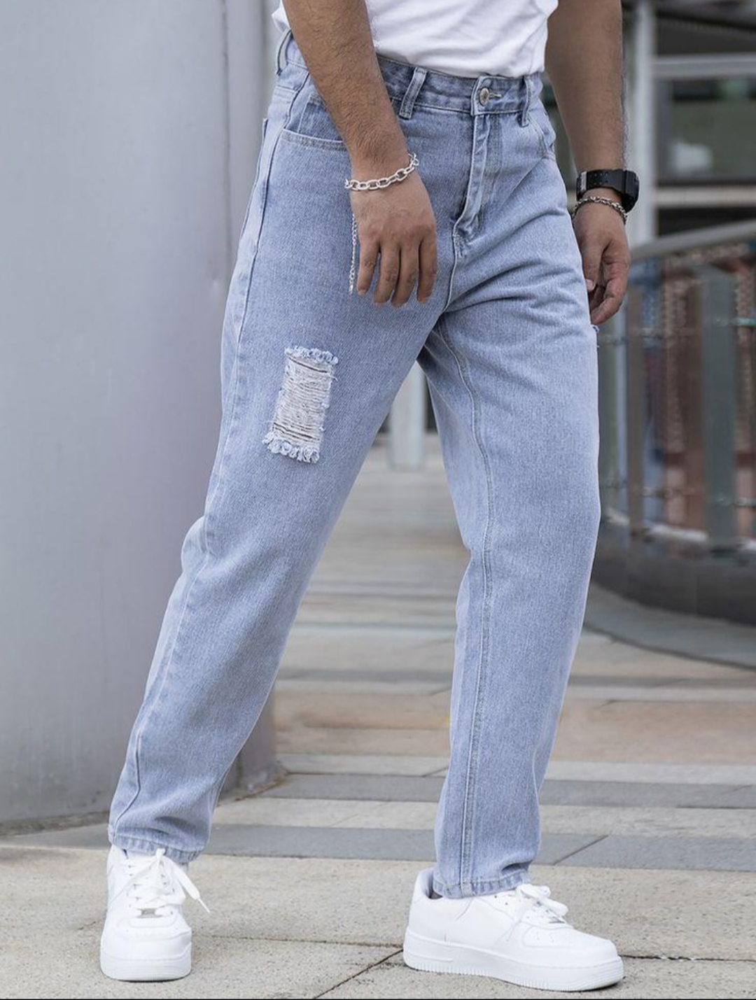 Oplus_131072 Slim Fit Stretchable Jeans – Premium Look - Image 1
