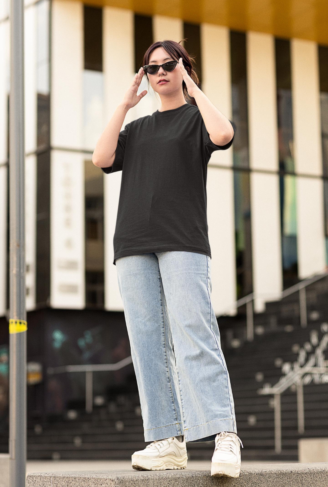 Oplus_131072 Oversized Baggy Fit Women T-Shirt - Image 1