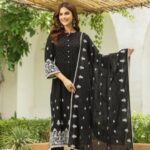 Women’s Elegant Green Embroidered Kurti Pant Set with Dupatta | Party Wear Ethnic Suit