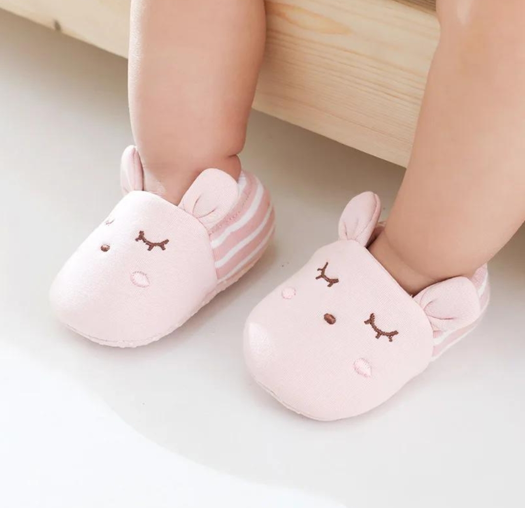 Oplus_131072 Lightweight Kids Daily Wear Slippers - Image 1