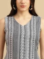 Elegant Black Vertical Stripe Kurta Pant Co-Ord Set (Sleeveless Ethnic Wear)l - Image 4