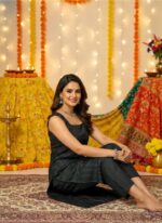 Stylish Black Striped Sleeveless Kurti with Pant Set for Women (Festive & Casual Wear) - Image 3